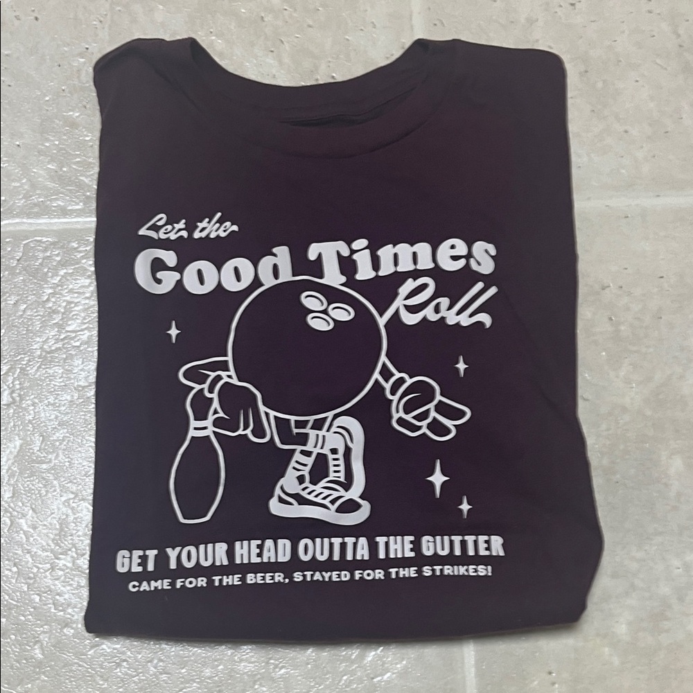 Old Navy Graphic Tee - Maroon